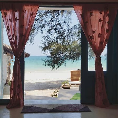 Maliblues Bed & Art Gallery Chumphon Zewnętrze zdjęcie