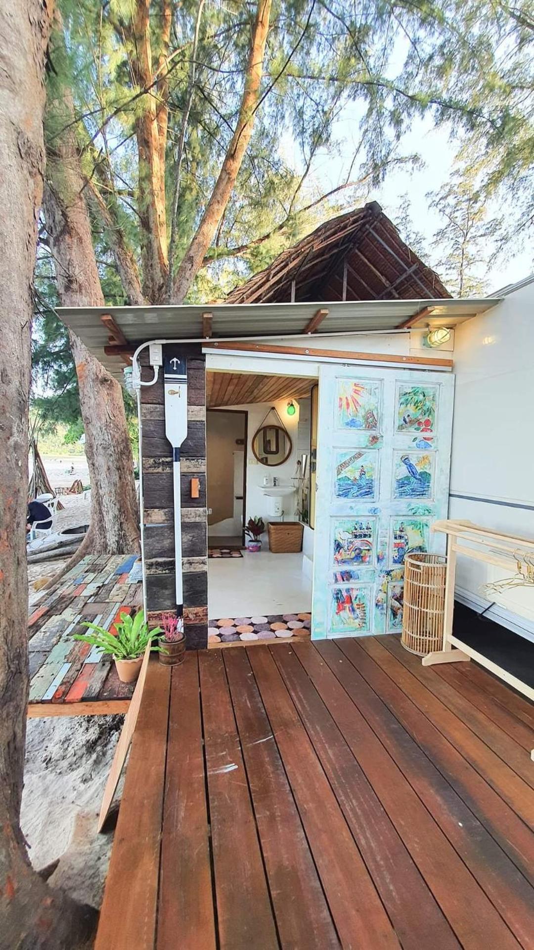 Maliblues Bed & Art Gallery Chumphon Zewnętrze zdjęcie