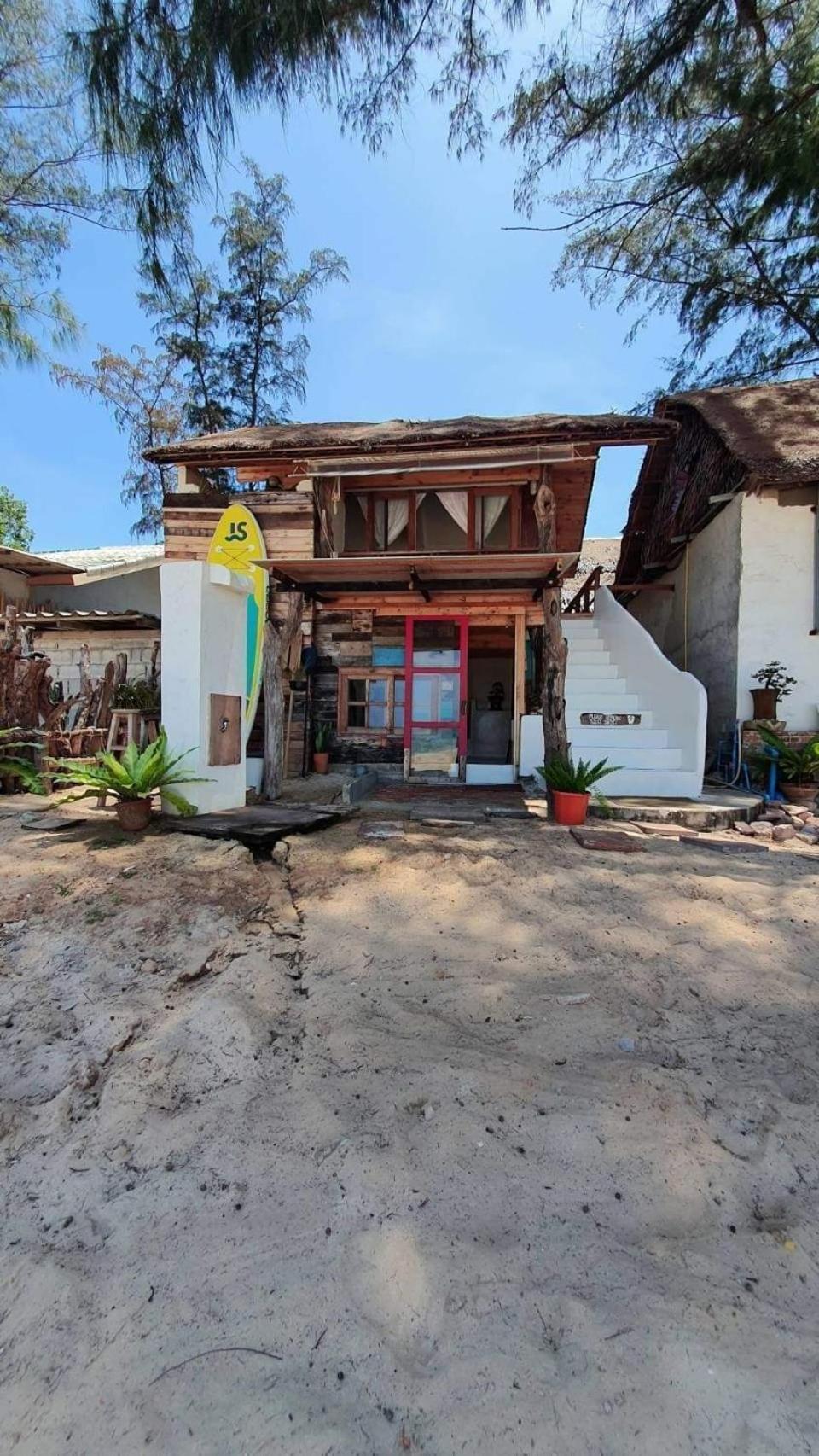 Maliblues Bed & Art Gallery Chumphon Zewnętrze zdjęcie