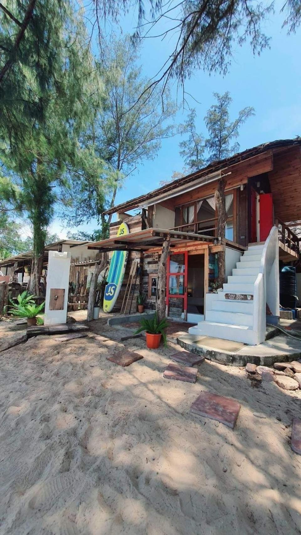 Maliblues Bed & Art Gallery Chumphon Zewnętrze zdjęcie