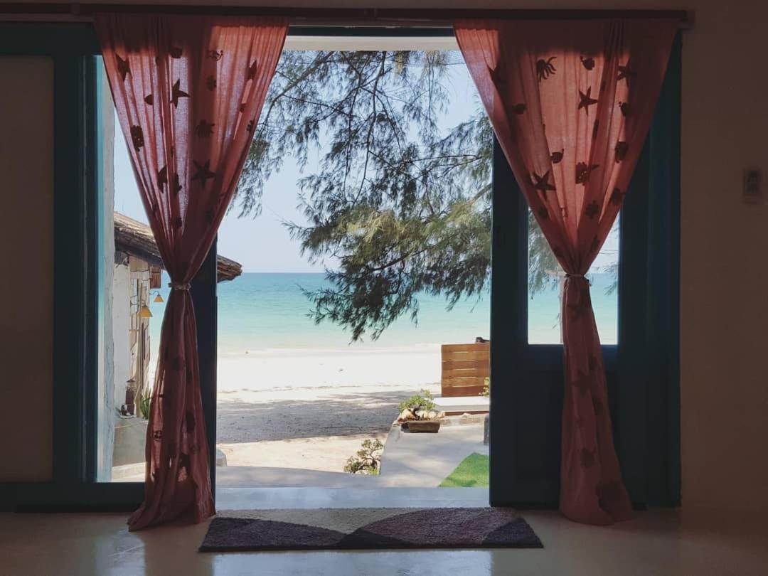 Maliblues Bed & Art Gallery Chumphon Zewnętrze zdjęcie
