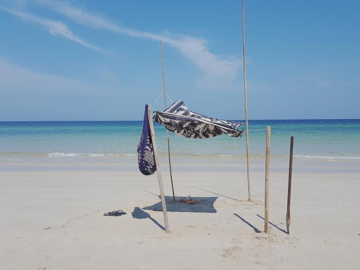 Maliblues Bed & Art Gallery Chumphon Zewnętrze zdjęcie